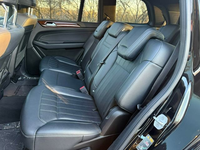 Used 2018 Mercedes-Benz GLS 450 4MATIC image 19