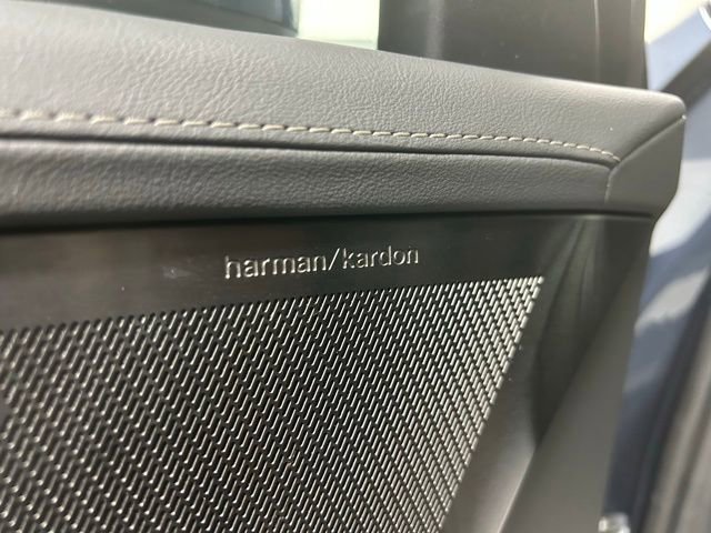 Used 2025 Volvo XC90 B5 Plus AWD/4WD image 9