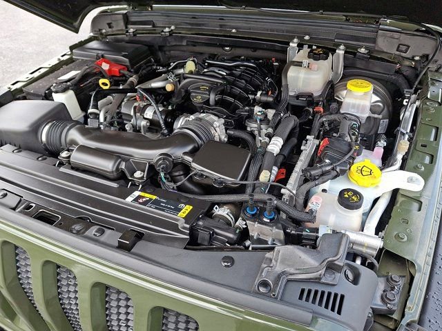 Certified 2023 Jeep Wrangler Sport S image 32