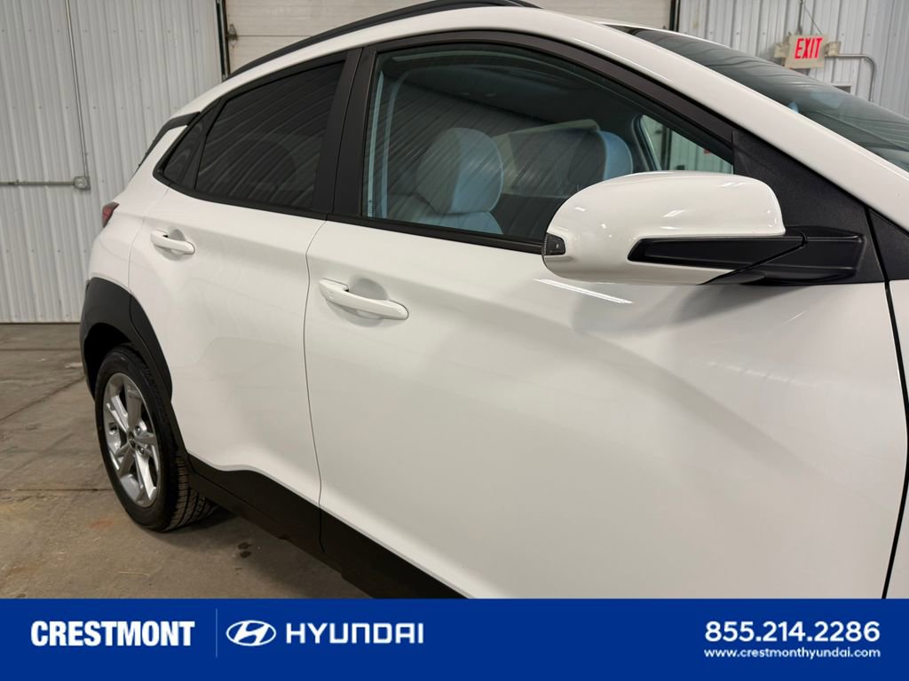 Used 2023 Hyundai Kona SEL w/ Convenience Package image 16