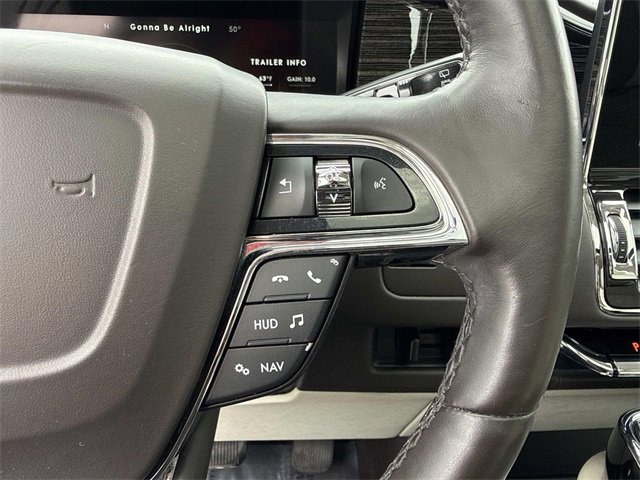 Used 2021 Lincoln Navigator Black Label w/ Cargo Convenience Package image 25