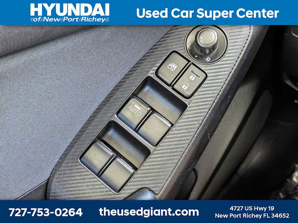 Used 2016 MAZDA MAZDA3 i Sport w/ Preferred Equipment Package image 25