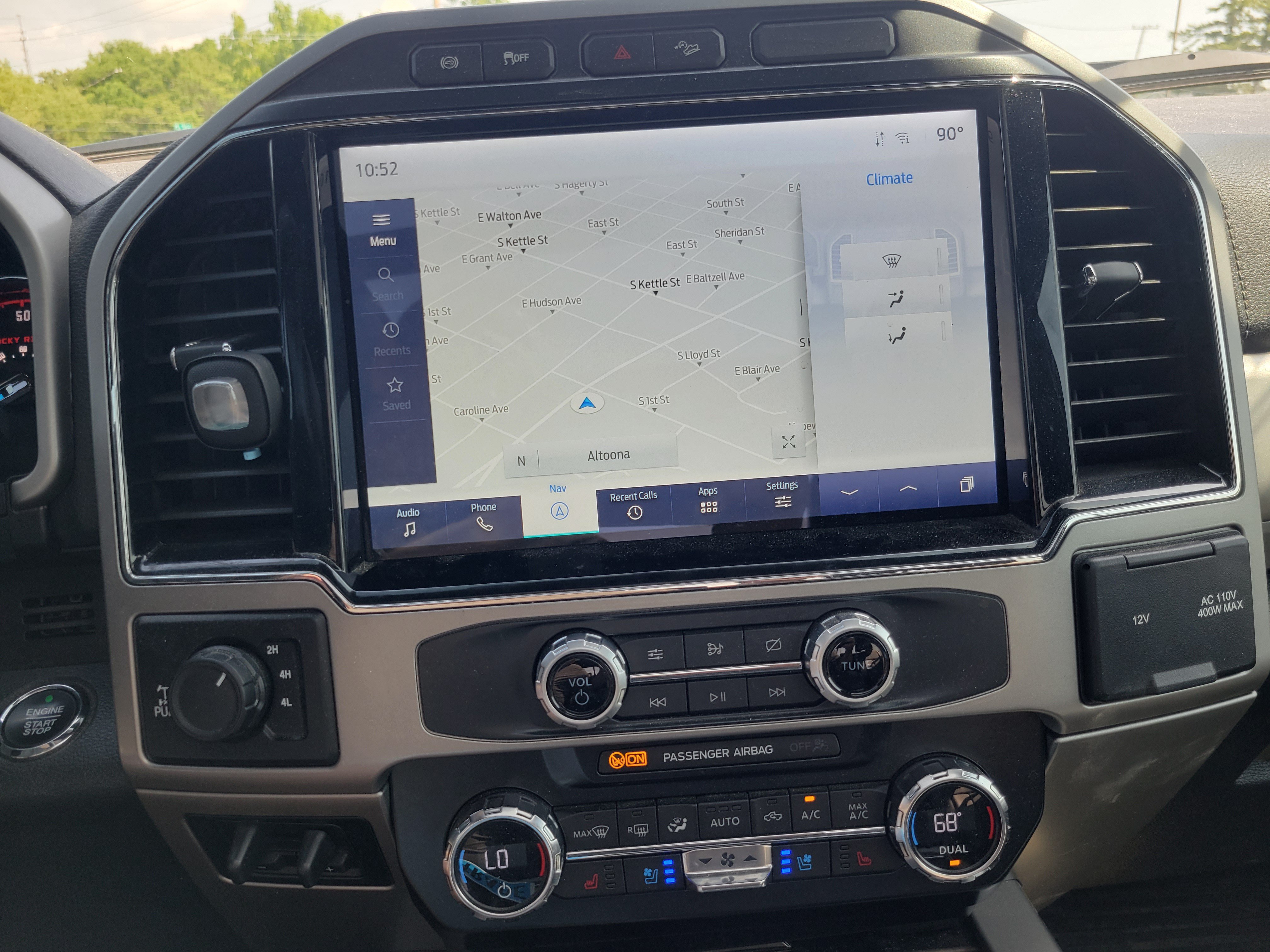 Used 2022 Ford F250 Lariat w/ Black Appearance Package AWD/4WD image 11