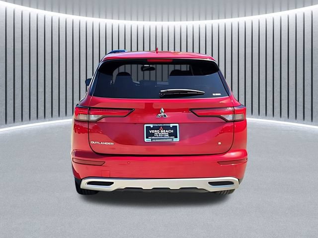 Used 2024 Mitsubishi Outlander SE AWD/4WD image 5