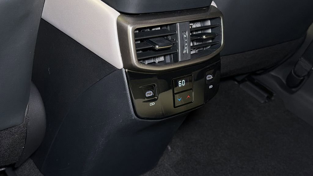 Used 2023 Lexus RX 350 Premium w/ Accessory Package AWD/4WD image 17