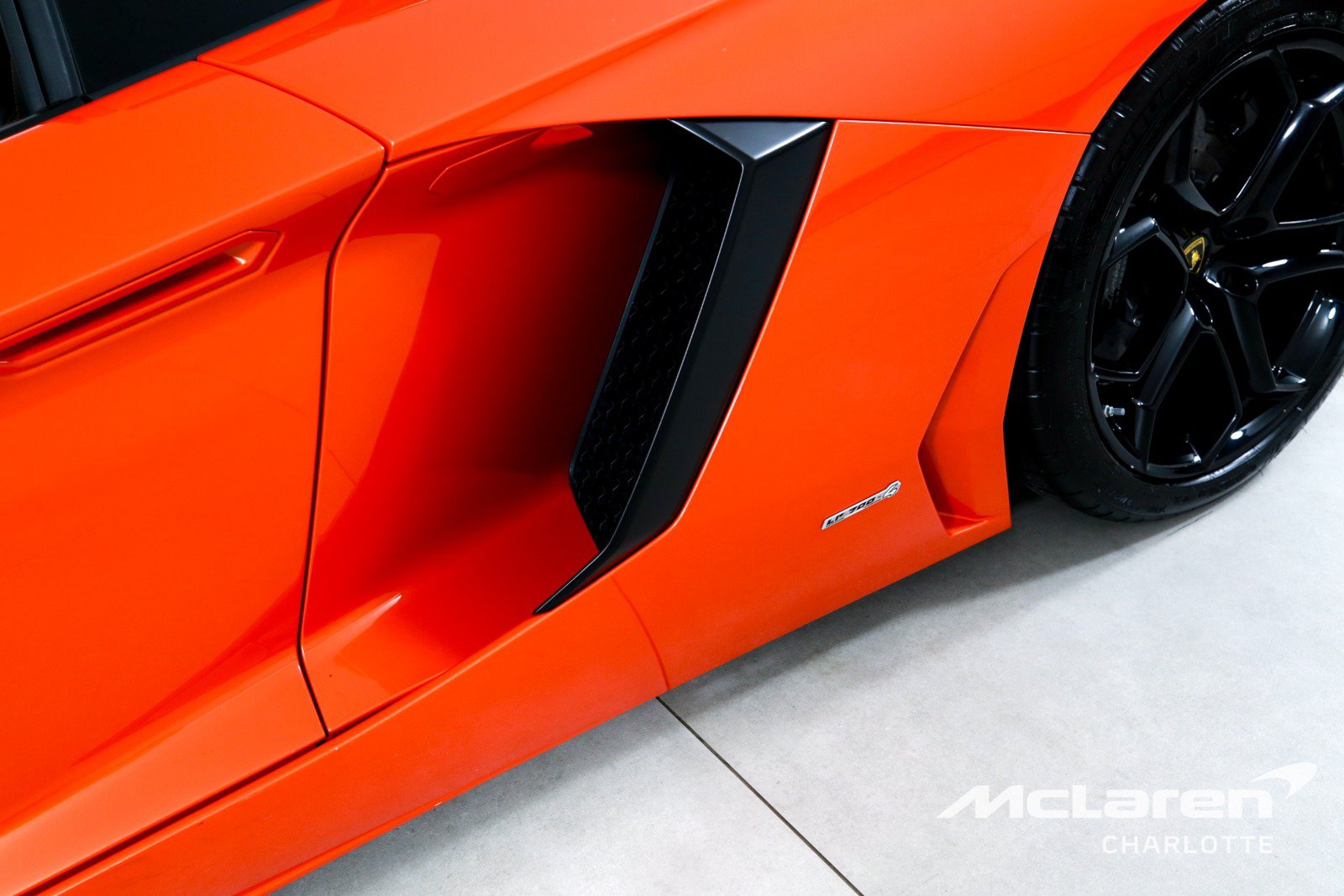 Used 2014 Lamborghini Aventador LP 700-4 AWD/4WD image 30