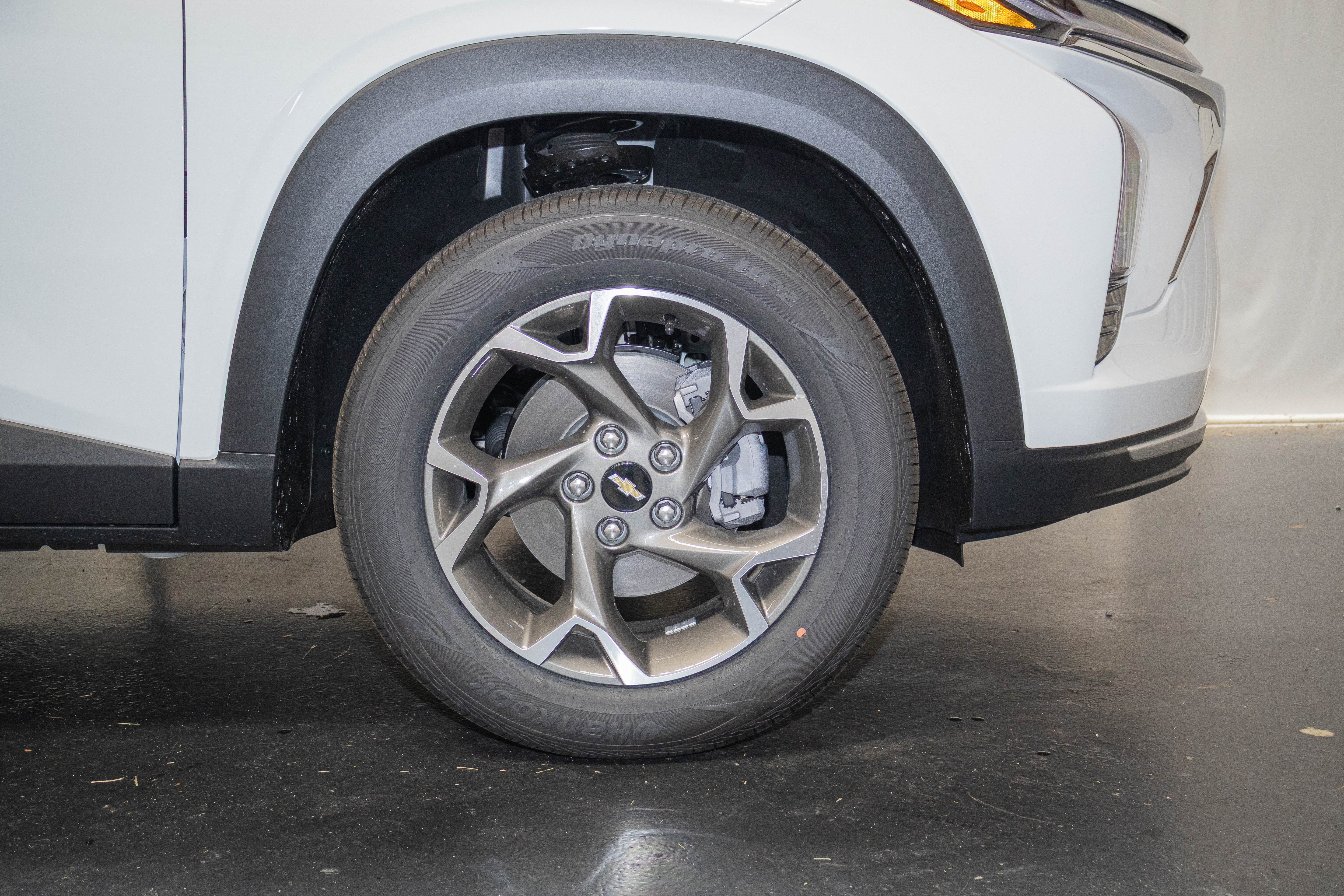 New 2026 Chevrolet Trax LT w/ Driver Confidence Package FWD image 6