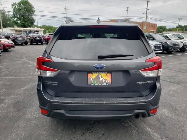 Used 2020 Subaru Forester Limited w/ Popular Package #3 image 4