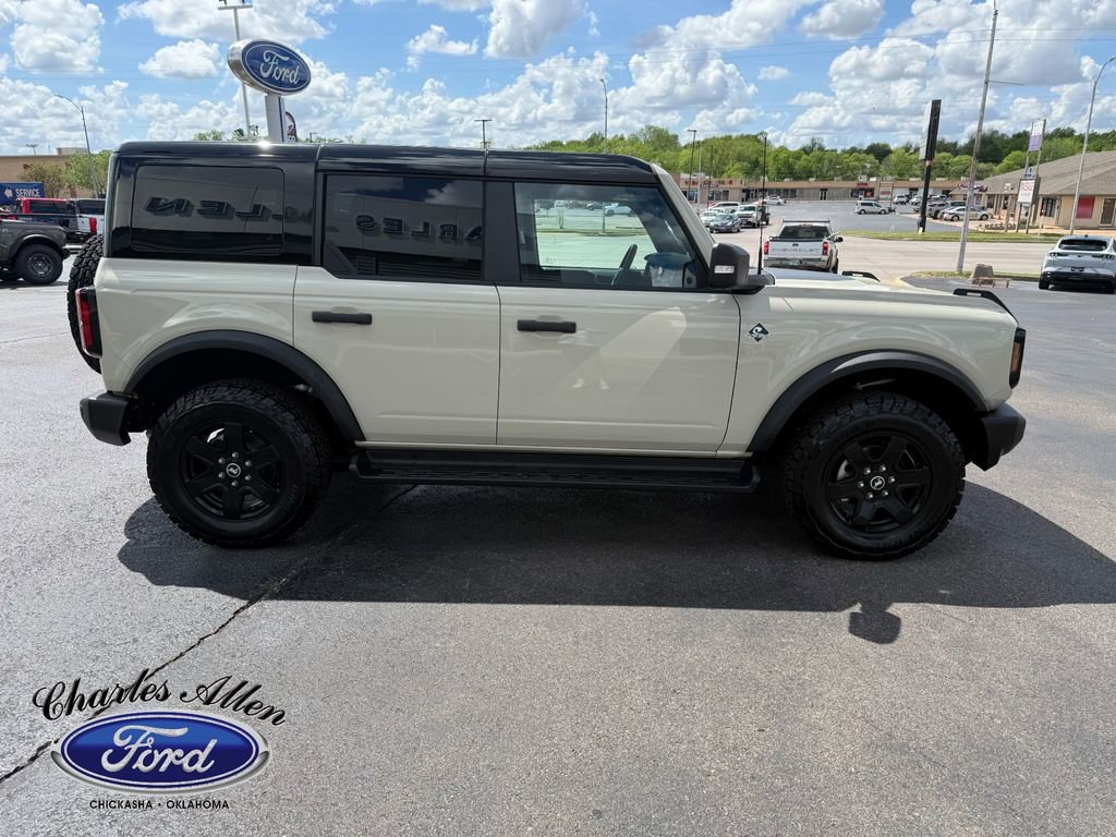 Used 2025 Ford Bronco Outer Banks AWD/4WD image 6