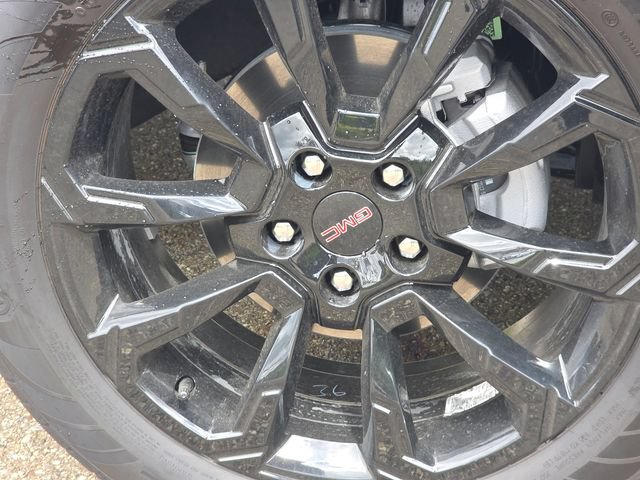 New 2026 GMC Terrain Elevation w/ Elevation Premium Package AWD/4WD image 10