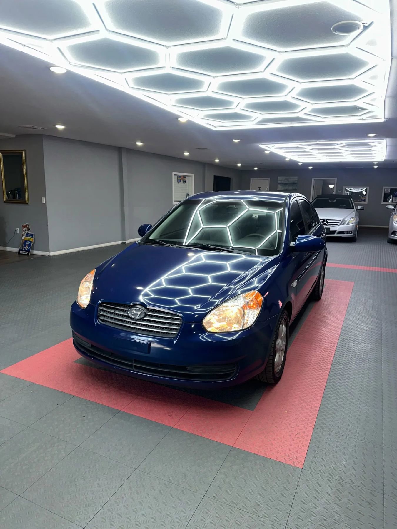 Used 2007 Hyundai Accent GLS image 2