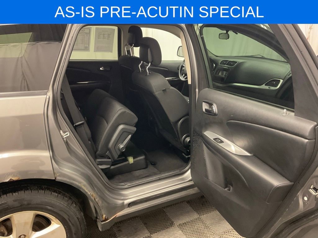 Used 2012 Dodge Journey SXT w/ Flexible Seating Group image 19