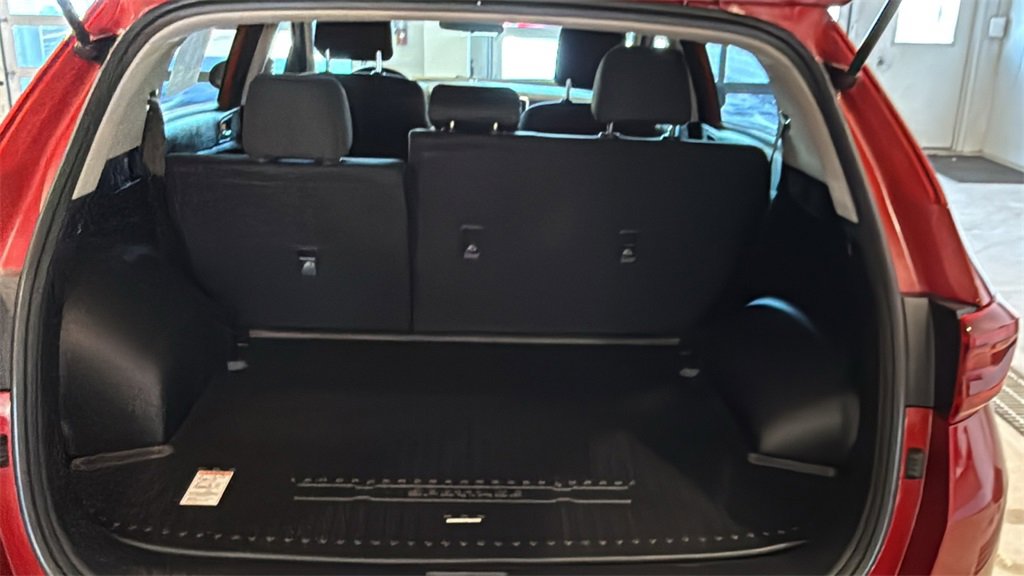 Used 2020 Kia Sportage LX image 17