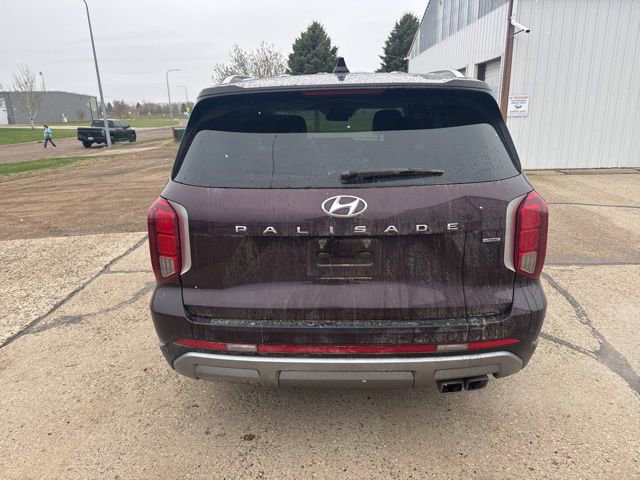Used 2023 Hyundai Palisade Limited AWD/4WD image 6