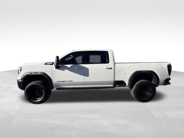 Used 2024 GMC Sierra 2500 AT4X image 8