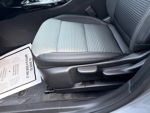 Used 2026 Chevrolet Trax LT w/ Driver Confidence Package image 16