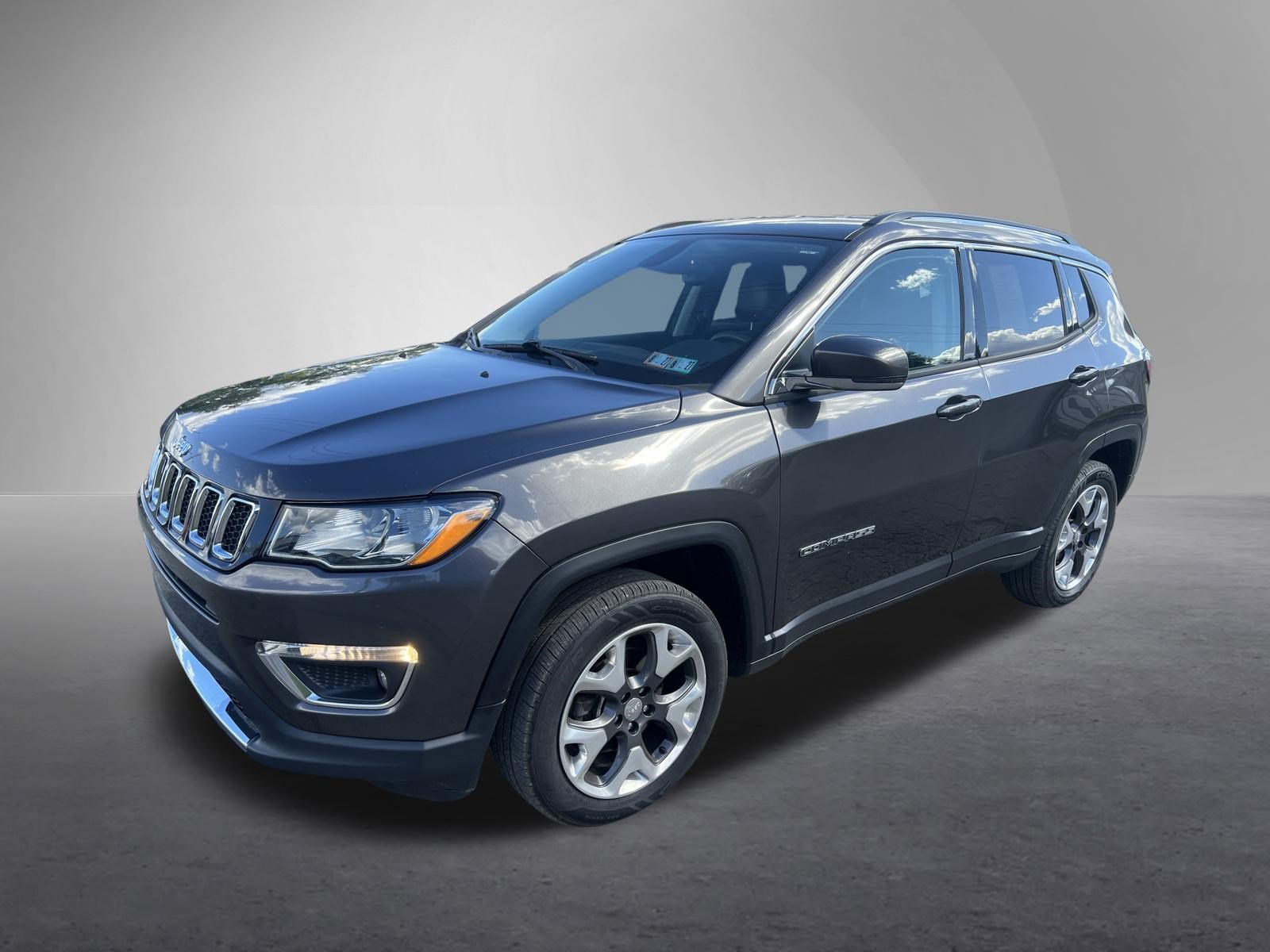 Used 2019 Jeep Compass Limited AWD/4WD image 8
