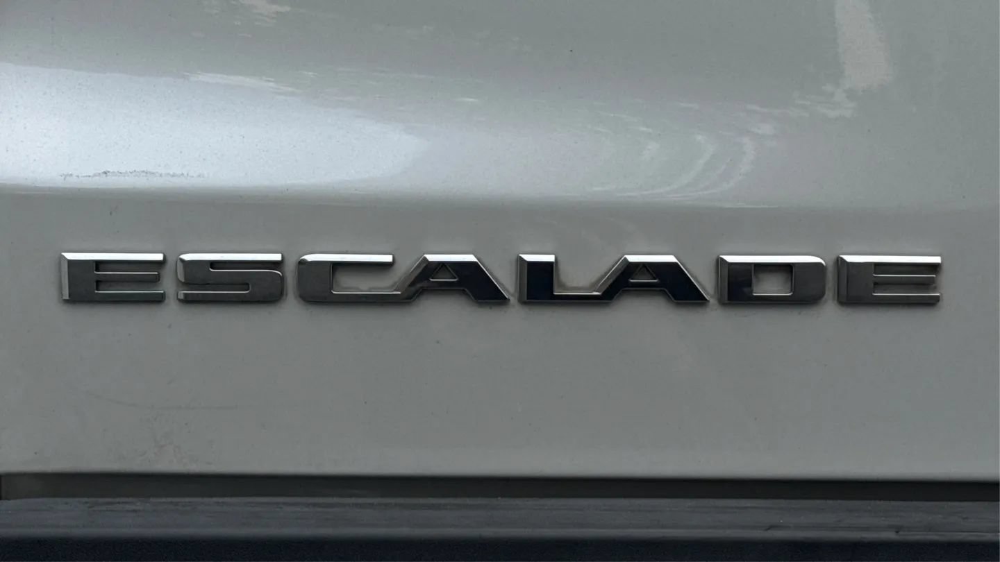 Used 2016 Cadillac Escalade 2WD image 35