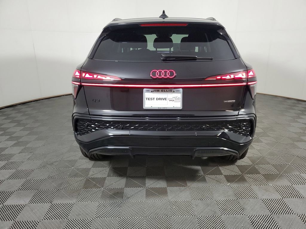 New 2026 Audi Q3 quattro 2.0T AWD/4WD image 4