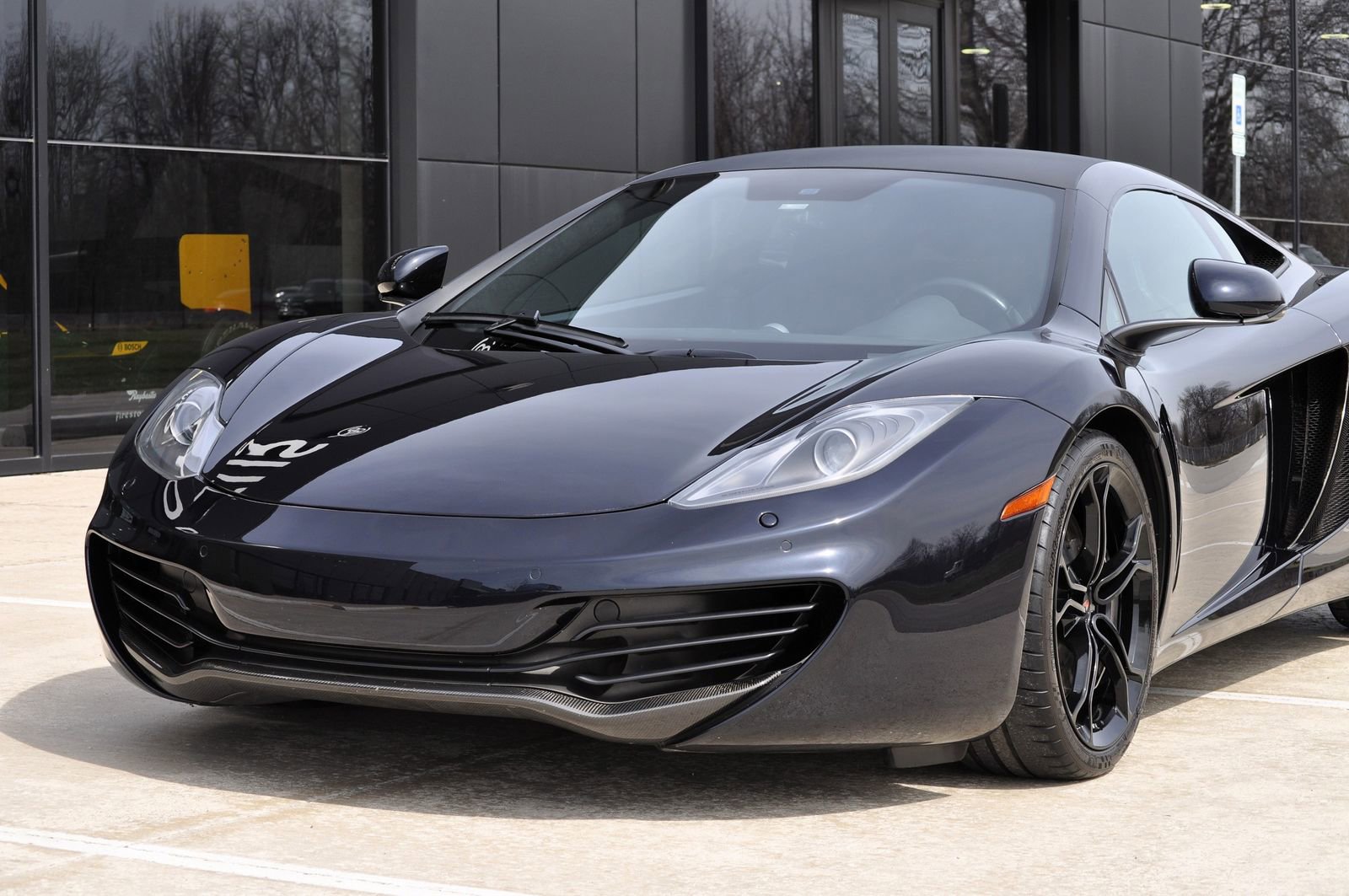 Used 2012 McLaren MP4-12C Coupe image 7