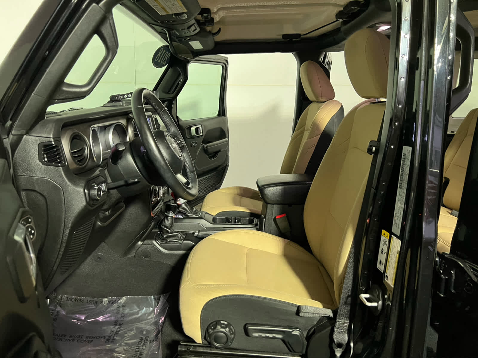 Used 2018 Jeep Wrangler Unlimited Sport S image 19
