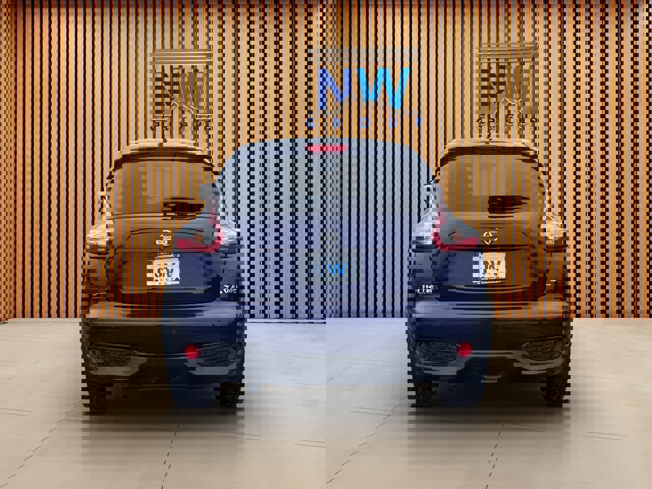 Used 2015 Nissan Juke SV image 36