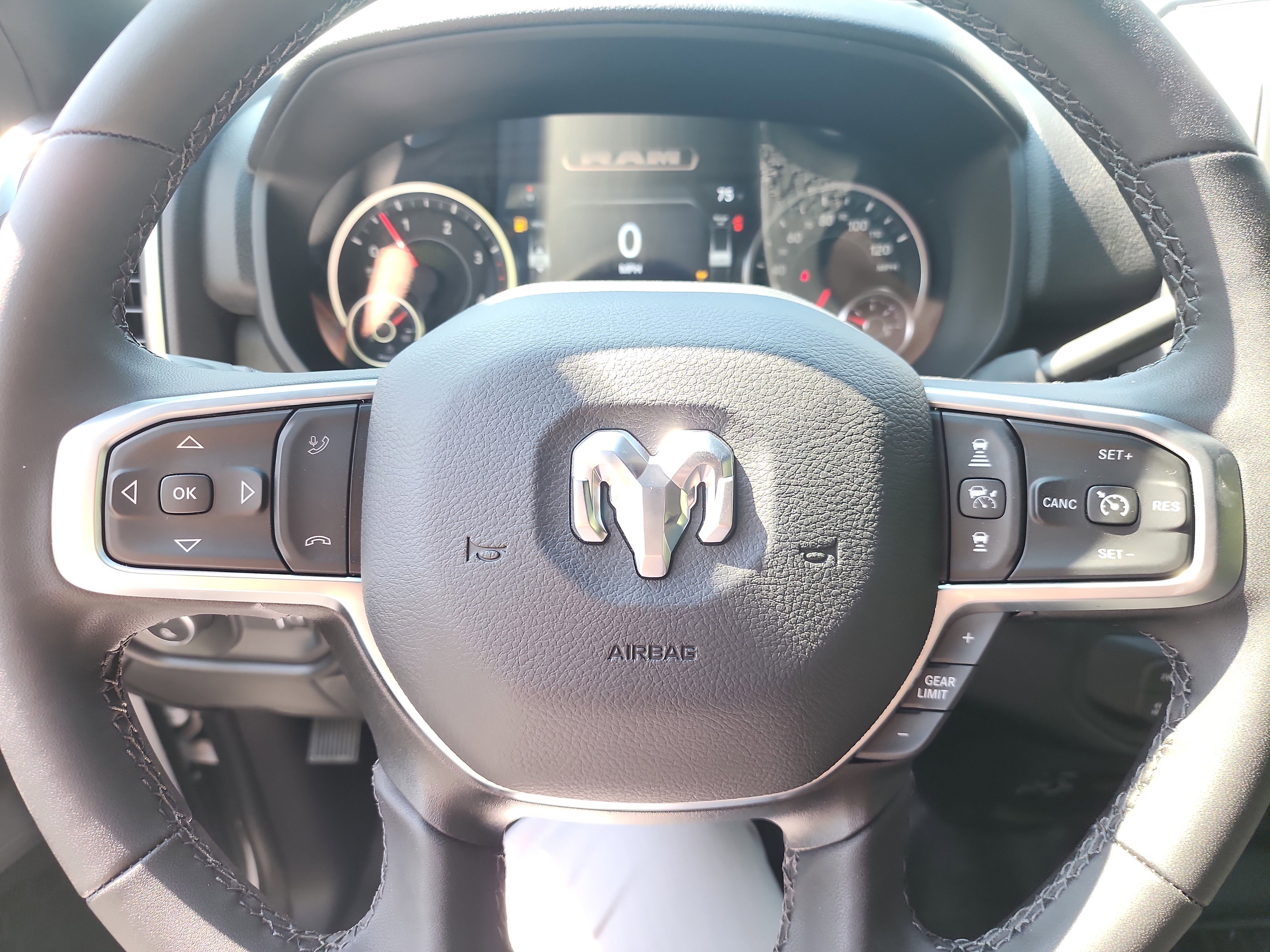 New 2026 RAM 5500 4x4 Crew Cab image 10