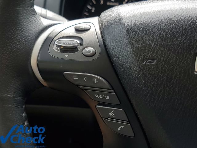 Used 2020 Nissan Pathfinder Platinum FWD image 23