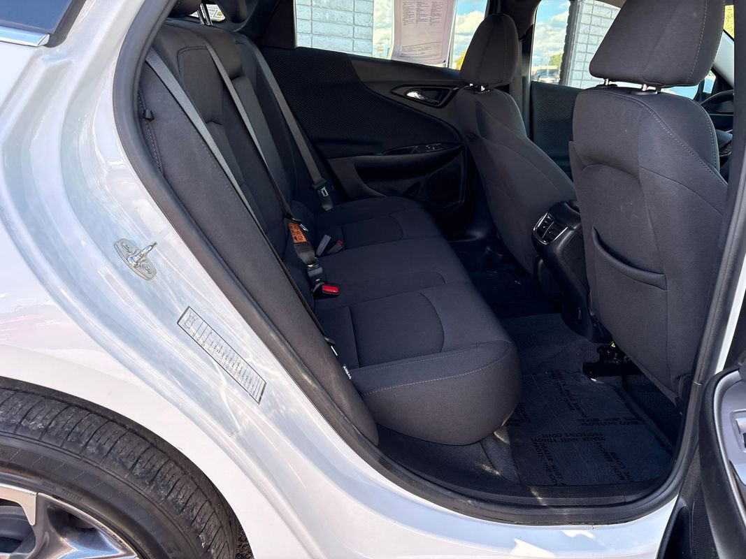 Used 2024 Chevrolet Malibu LT FWD image 18