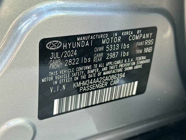 Used 2025 Hyundai Ioniq 6 SEL RWD image 35
