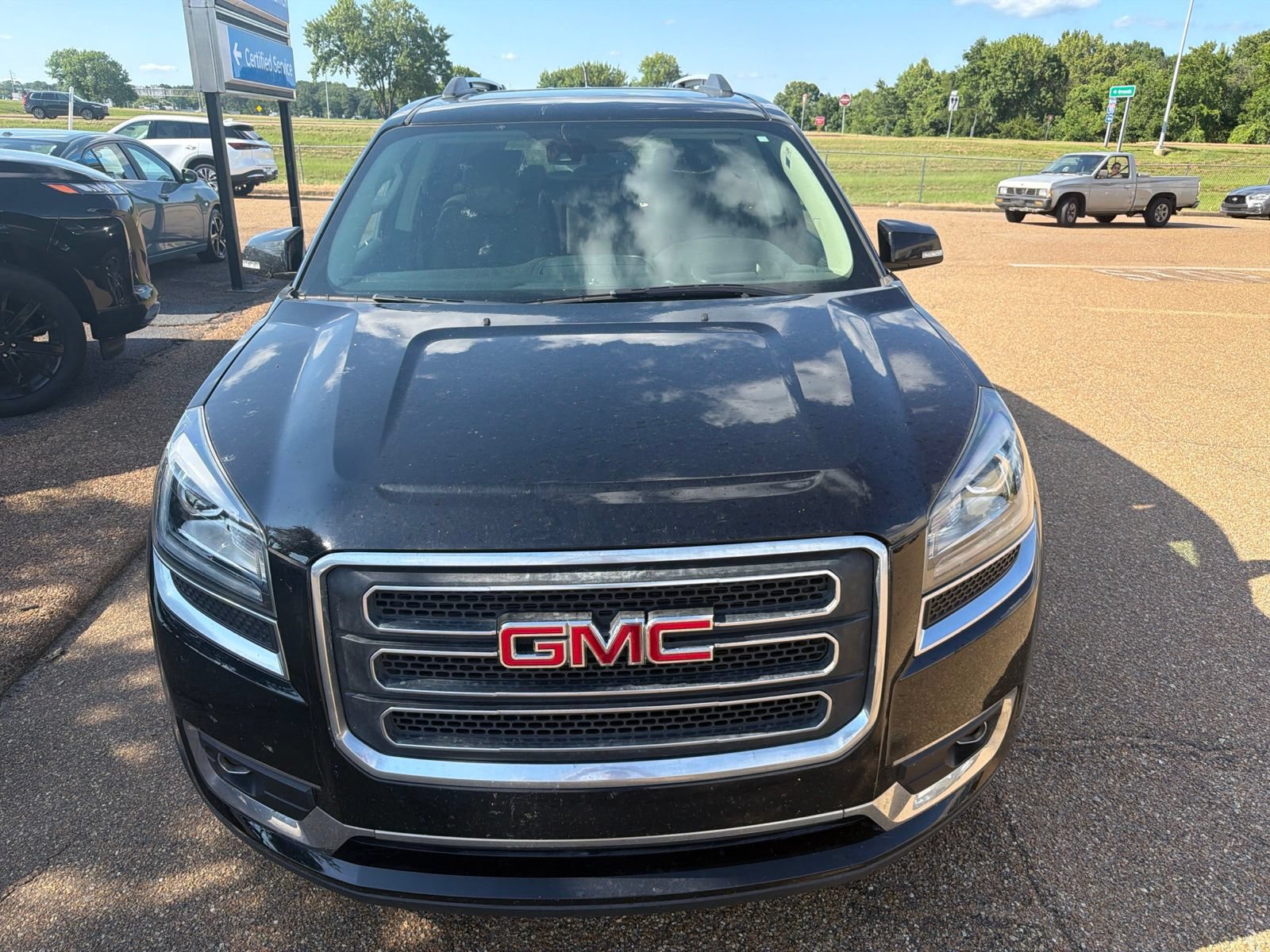 Used 2017 GMC Acadia Limited SLT FWD image 4