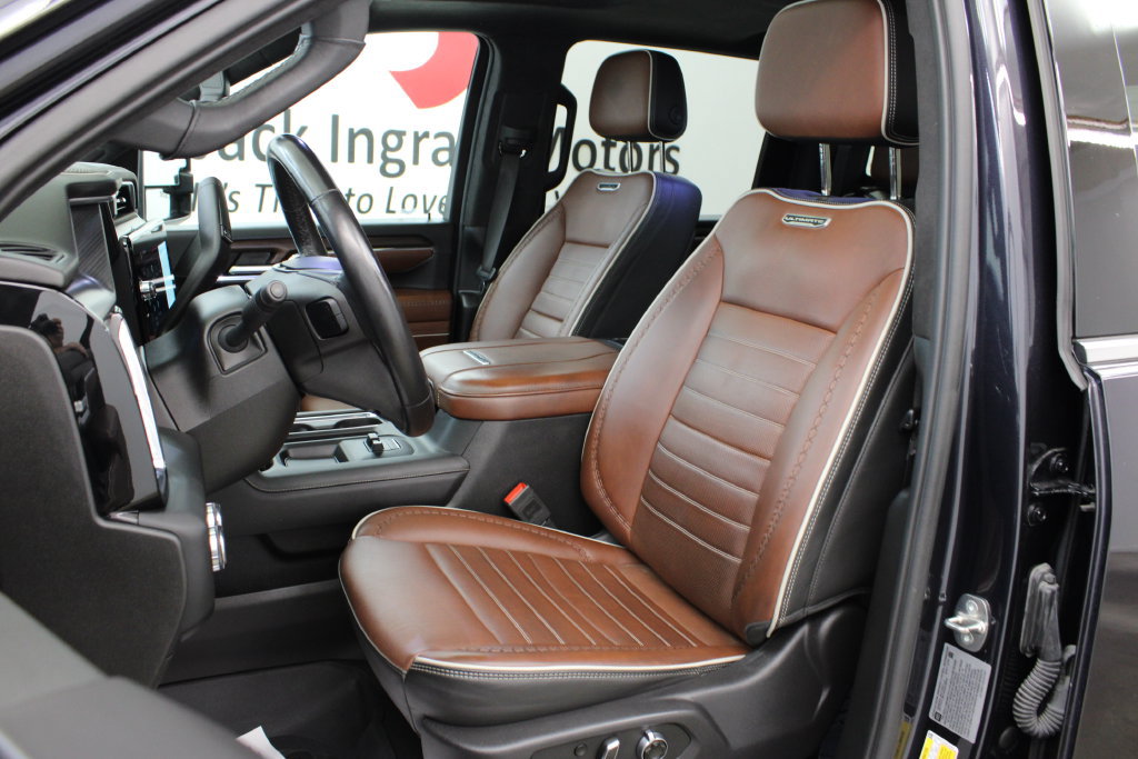 Used 2024 GMC Sierra 2500 Denali Ultimate AWD/4WD image 16