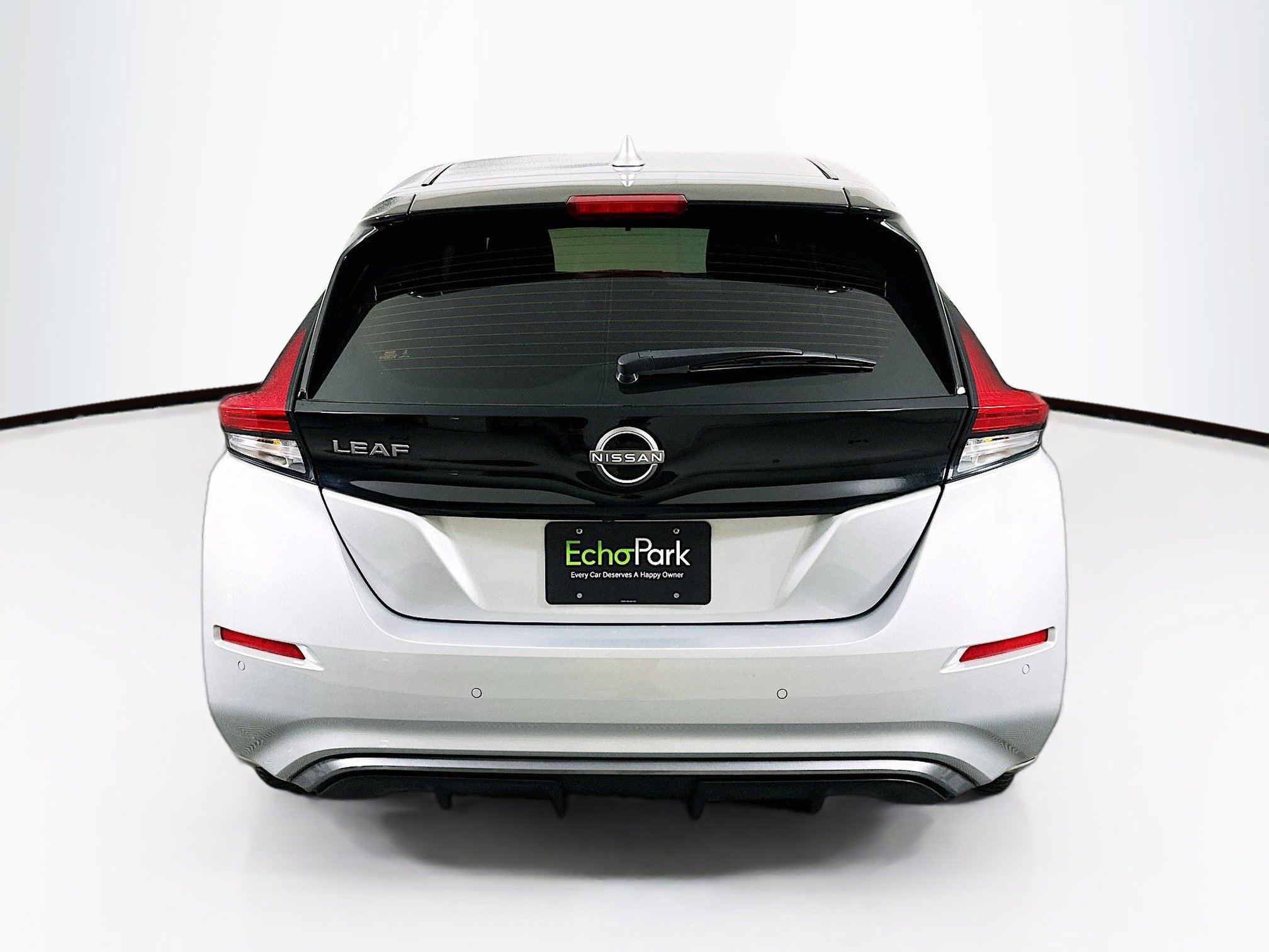Used 2024 Nissan Leaf S FWD image 7