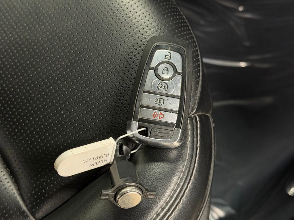 Used 2024 Ford Escape Platinum image 25