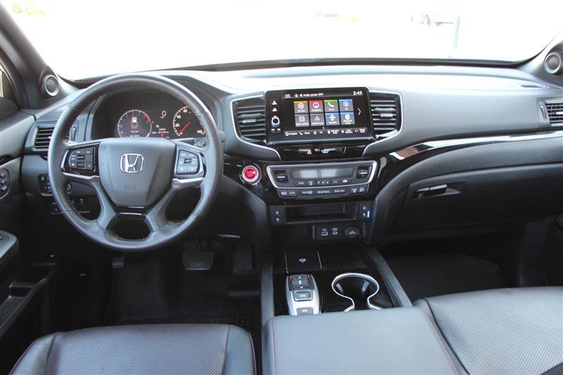 Used 2025 Honda Ridgeline Black Edition image 21