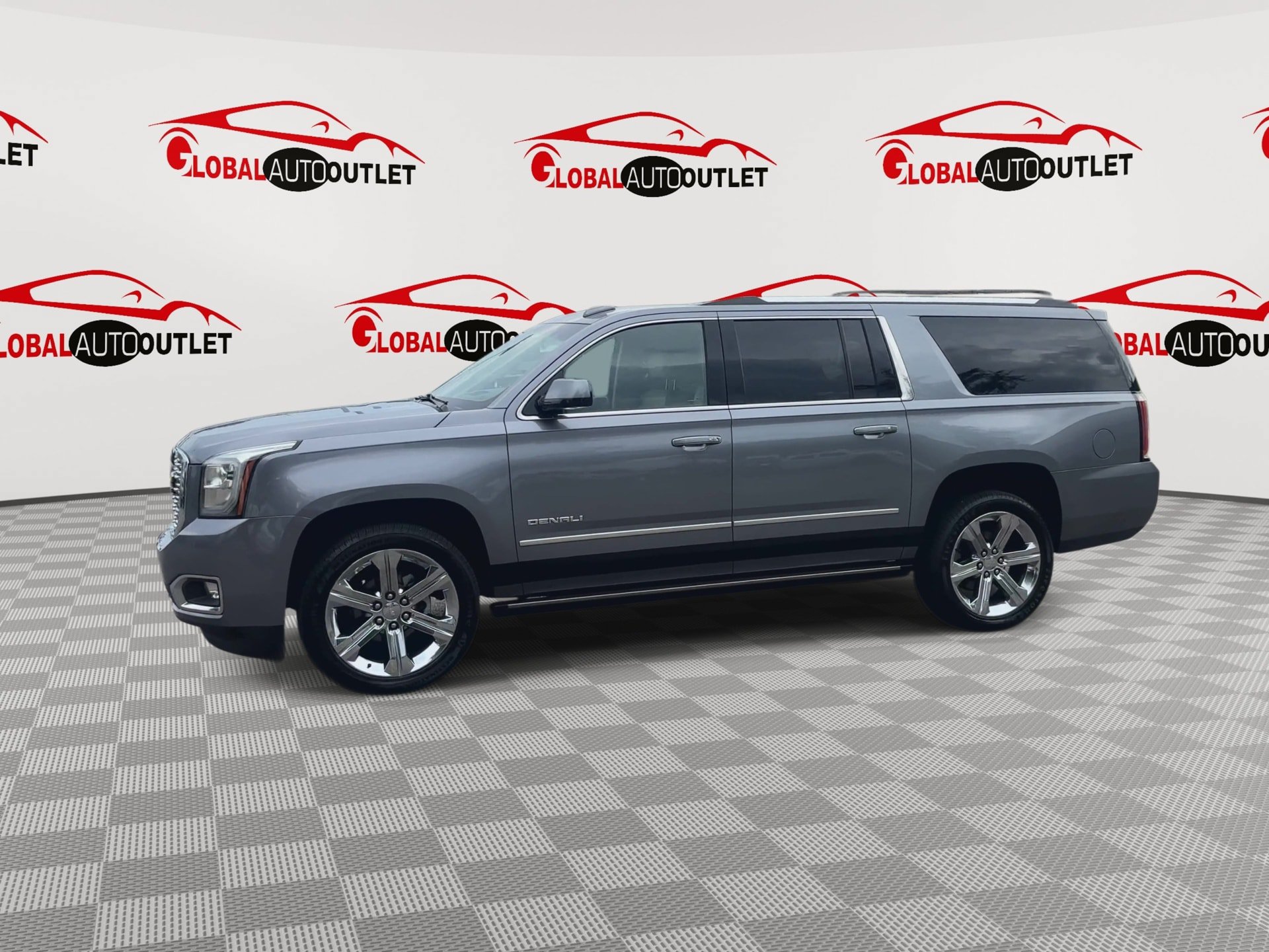 Used 2019 GMC Yukon XL Denali w/ Open Road Package RWD image 5