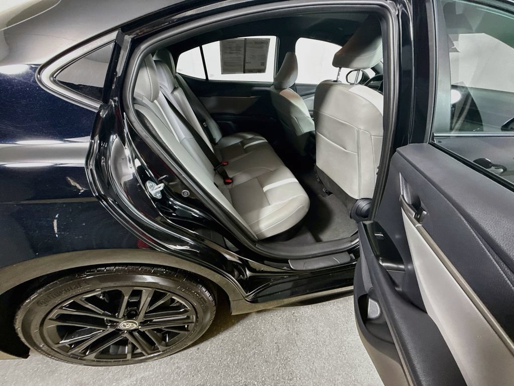 Used 2026 Toyota Camry SE FWD image 25