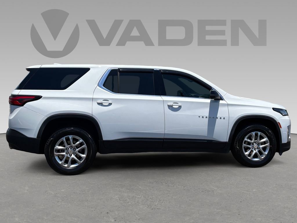 Used 2023 Chevrolet Traverse LS FWD image 6