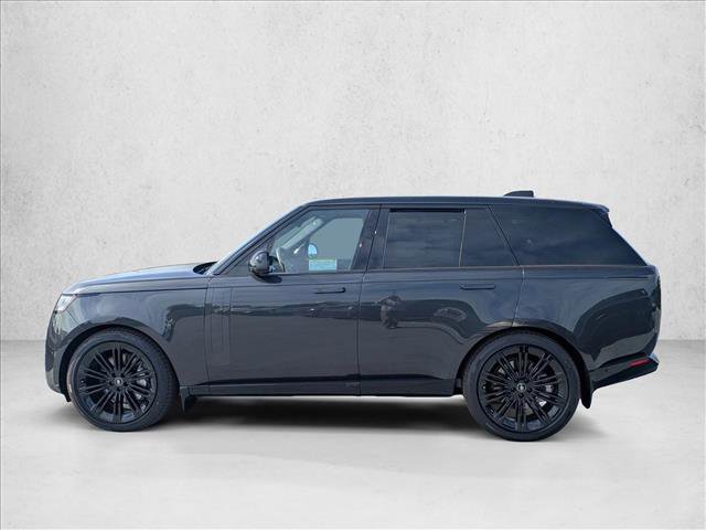 New 2025 Land Rover Range Rover SE image 5