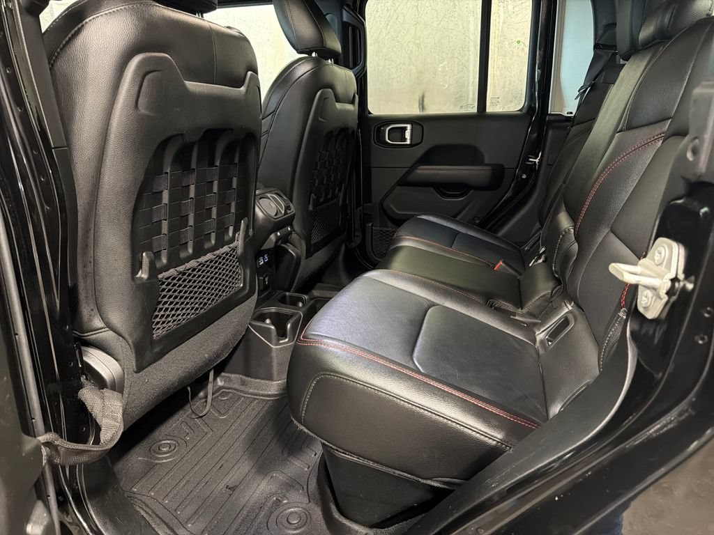 Used 2023 Jeep Gladiator Rubicon w/ Dual Top Group AWD/4WD image 19