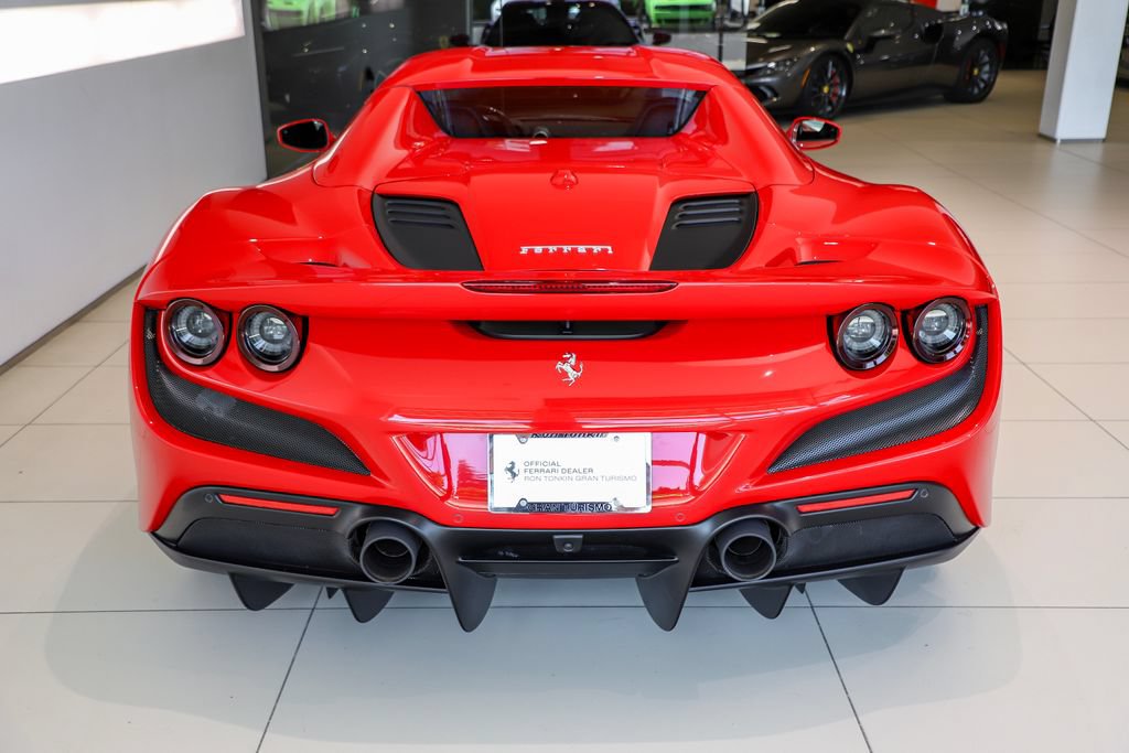 Certified 2022 Ferrari F8 Tributo RWD image 37
