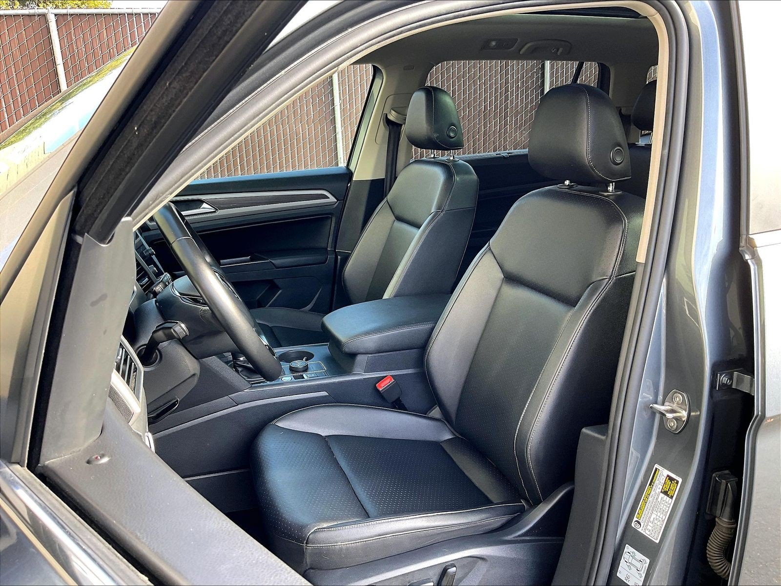 Used 2019 Volkswagen Atlas SE w/ Panoramic Sunroof Package AWD/4WD image 24