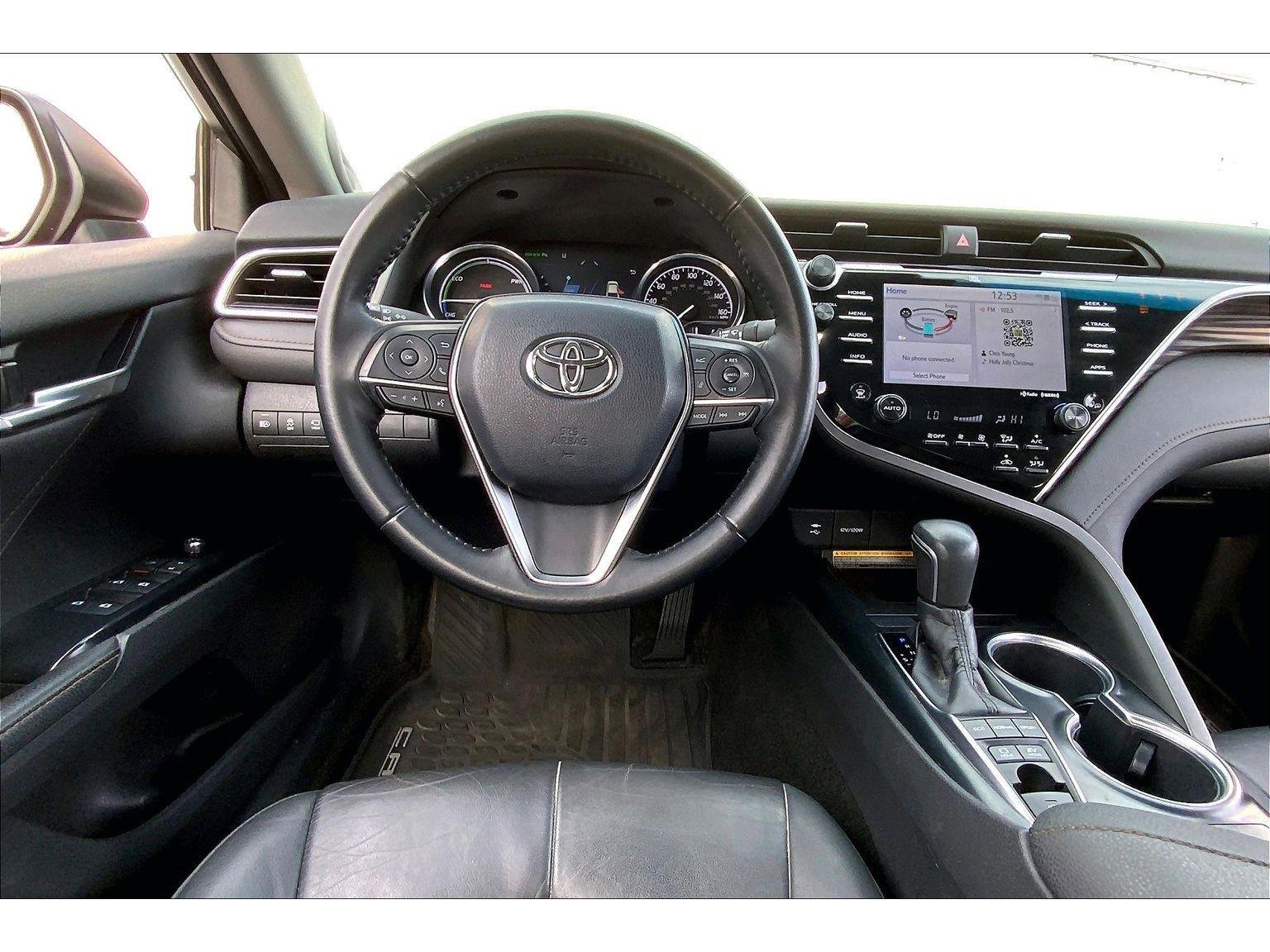 Used 2018 Toyota Camry XLE image 5