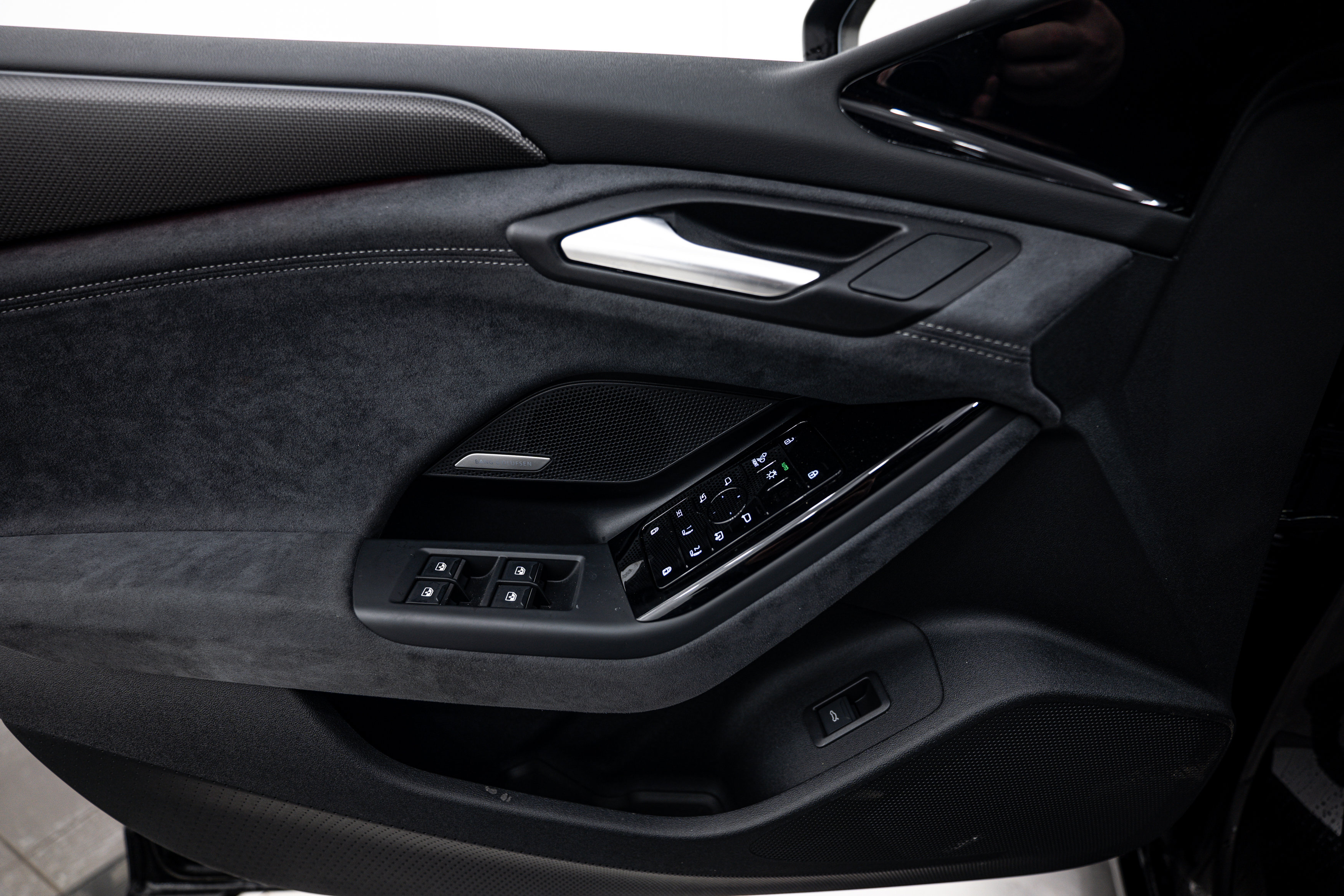 New 2025 Audi S6 e-tron Premium Plus image 13