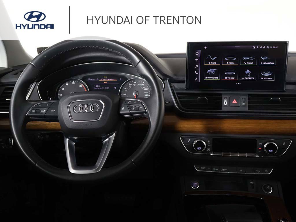 Used 2023 Audi Q5 2.0T Premium w/ Convenience Package AWD/4WD image 33