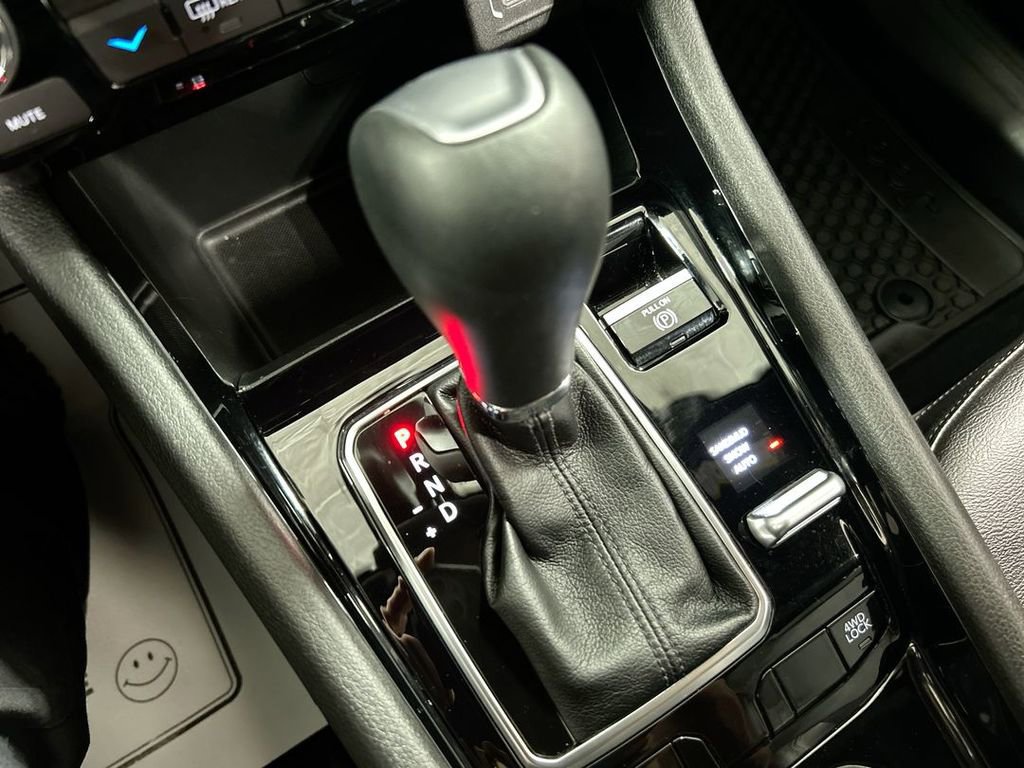 Used 2024 Jeep Compass Latitude w/ Convenience Group image 17