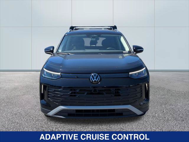 Certified 2025 Volkswagen Tiguan S FWD image 8