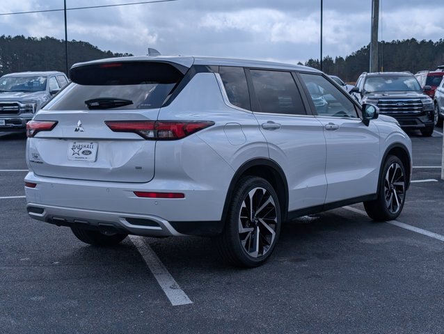Used 2024 Mitsubishi Outlander SE AWD/4WD image 5
