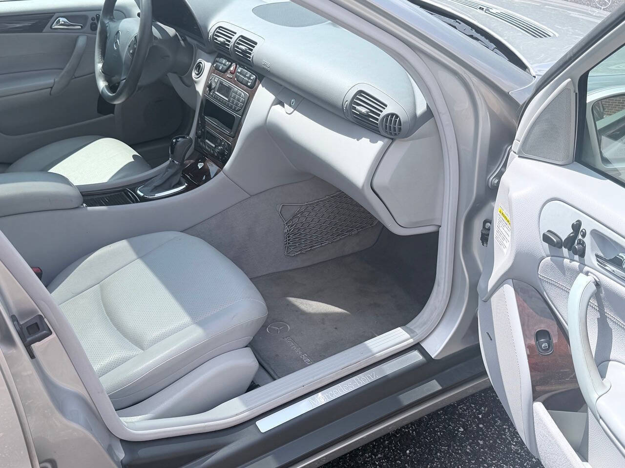Used 2003 Mercedes-Benz C 320 Wagon image 14