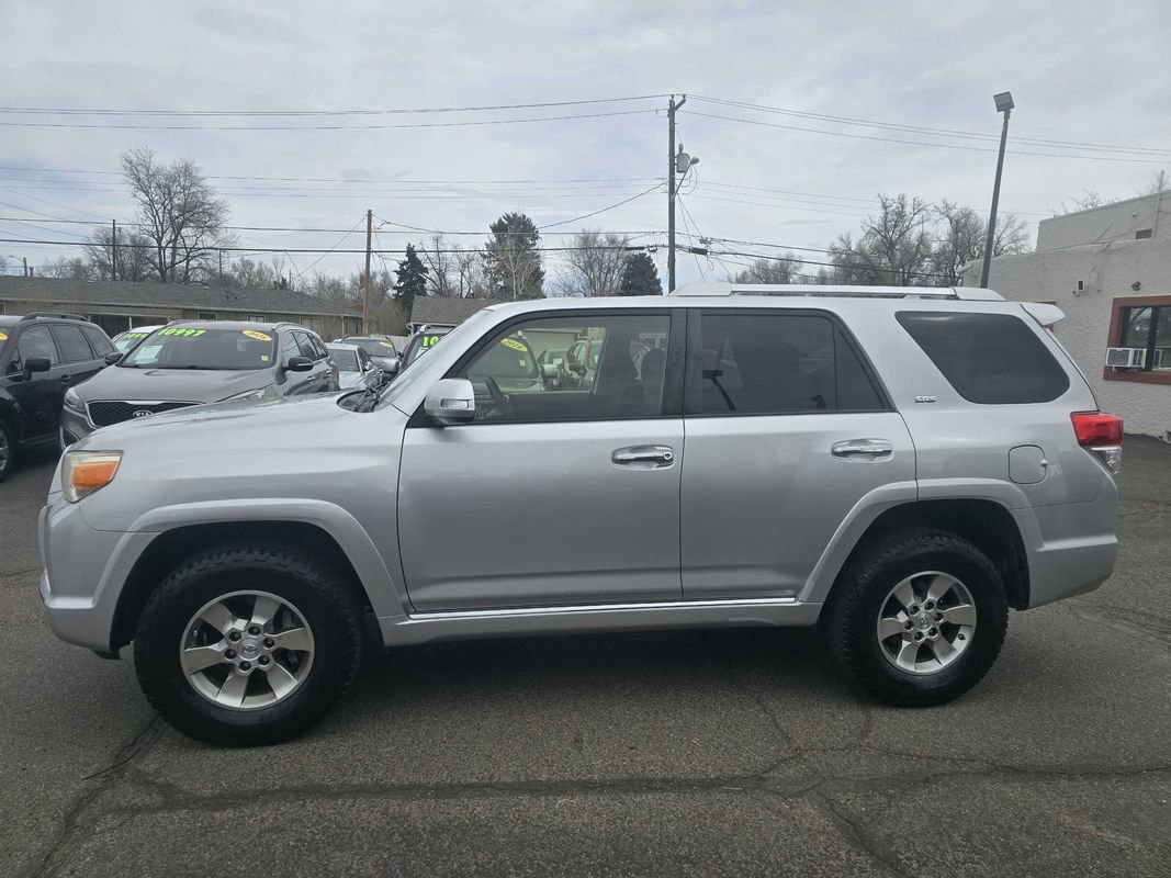 Used 2013 Toyota 4Runner SR5 image 9